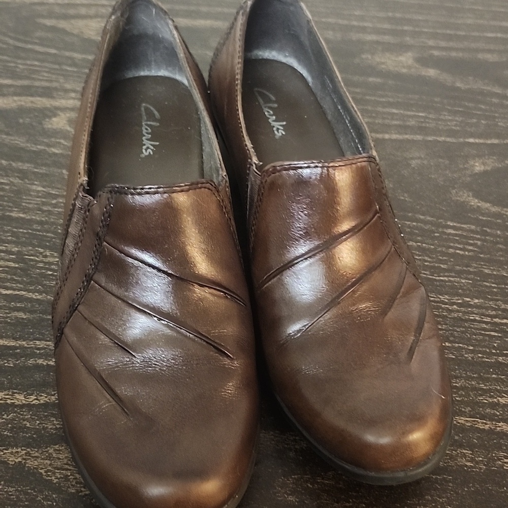Clarks Brown Partridge Heels Rubber Soles Chunky Classic Size 8 1/2